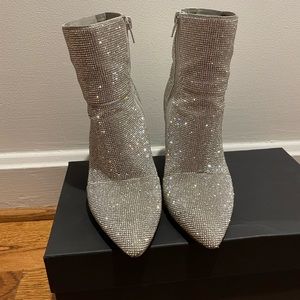 Madden Girl Flexx-R Pointed-Toe Zip Booties 7 Silver Gem Rhinestones $90